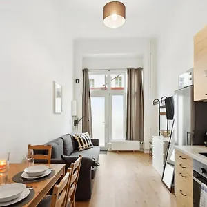 Arbio I Lux In Charlottenberg Apartment