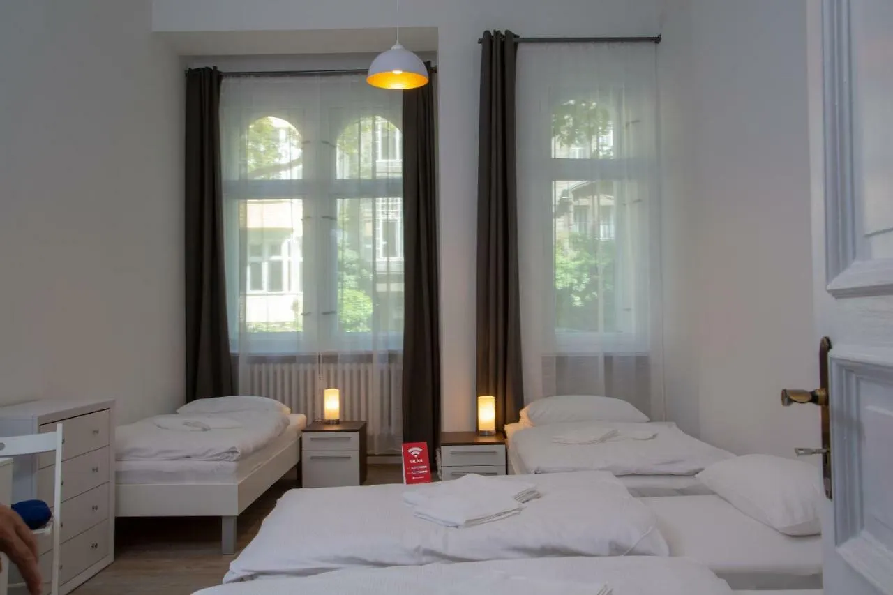 Pandoras Home Berlin Apartment