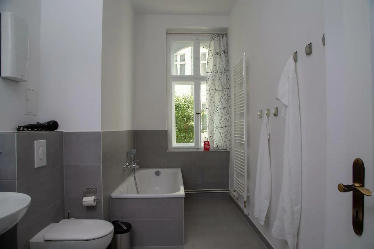 Pandoras Home Berlin 0*,  Germany