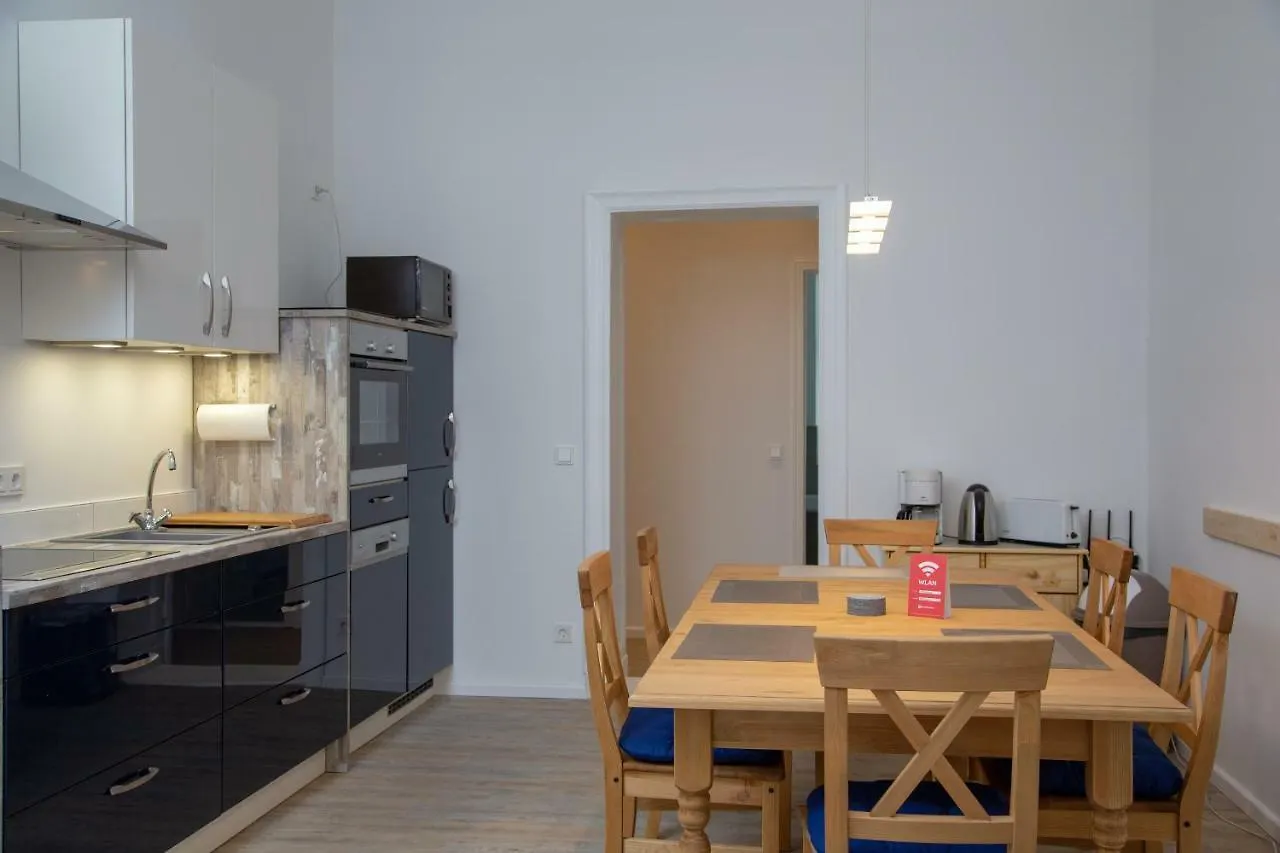 Apartment Pandoras Home Berlin