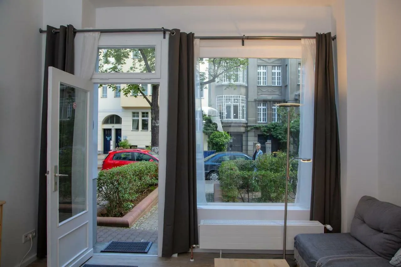 Apartment Pandoras Home Berlin